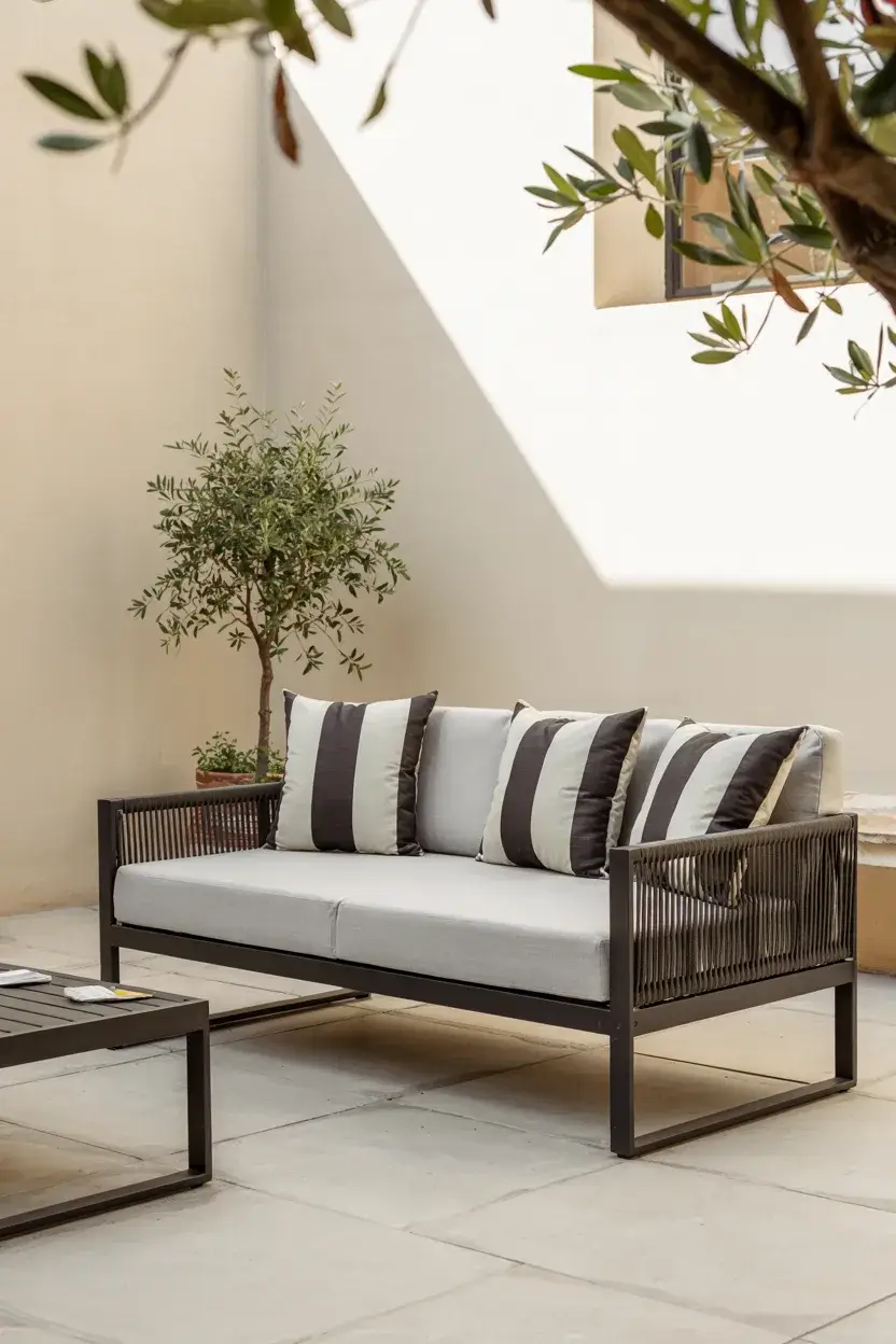 Trendy Outdoor Sofa 2026 Ideas for Stylish and Modern Garden Seating